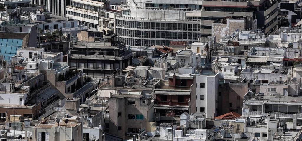 Πάνω από 100.000 κτίρια θα ανακαινιστούν μέσω του "Ελλάδα 2.0" Πάνω από 100.000 κτίρια θα ανακαινιστούν μέσω του "Ελλάδα 2.0"